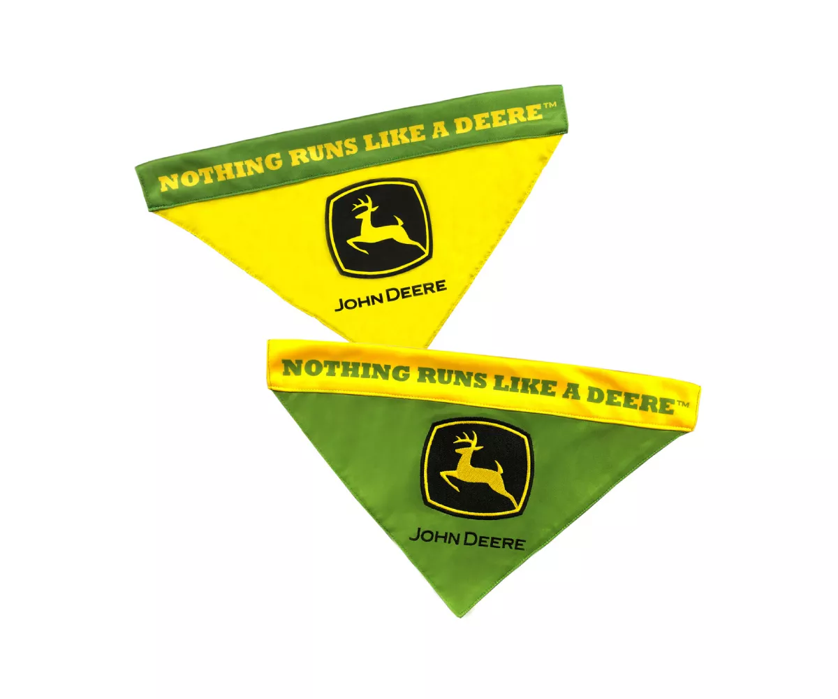 LP82847 - JOHN DEERE REVERSIBLE BANDANA
